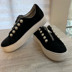 Steve Madden Lynn Black Platform Tennis Shoes Size 6.5